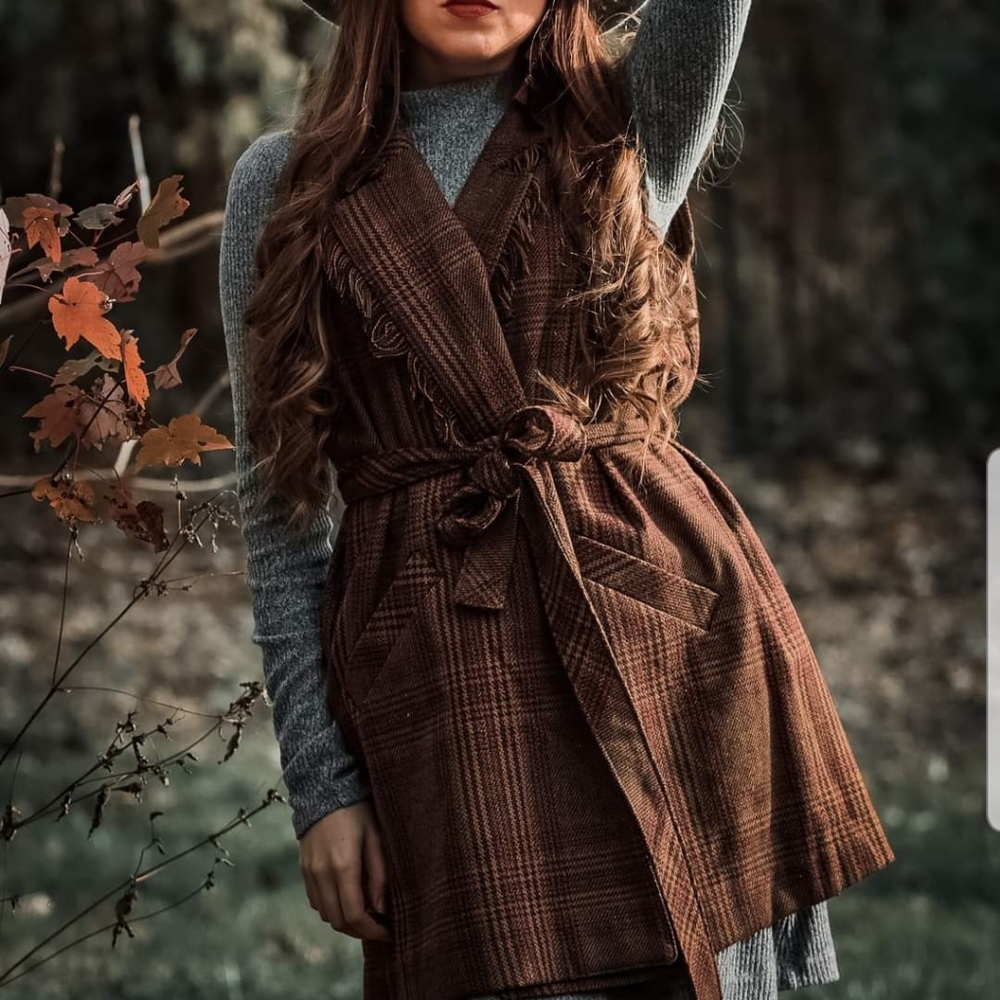 Vintage Style Vest Brown Plaid Versona
